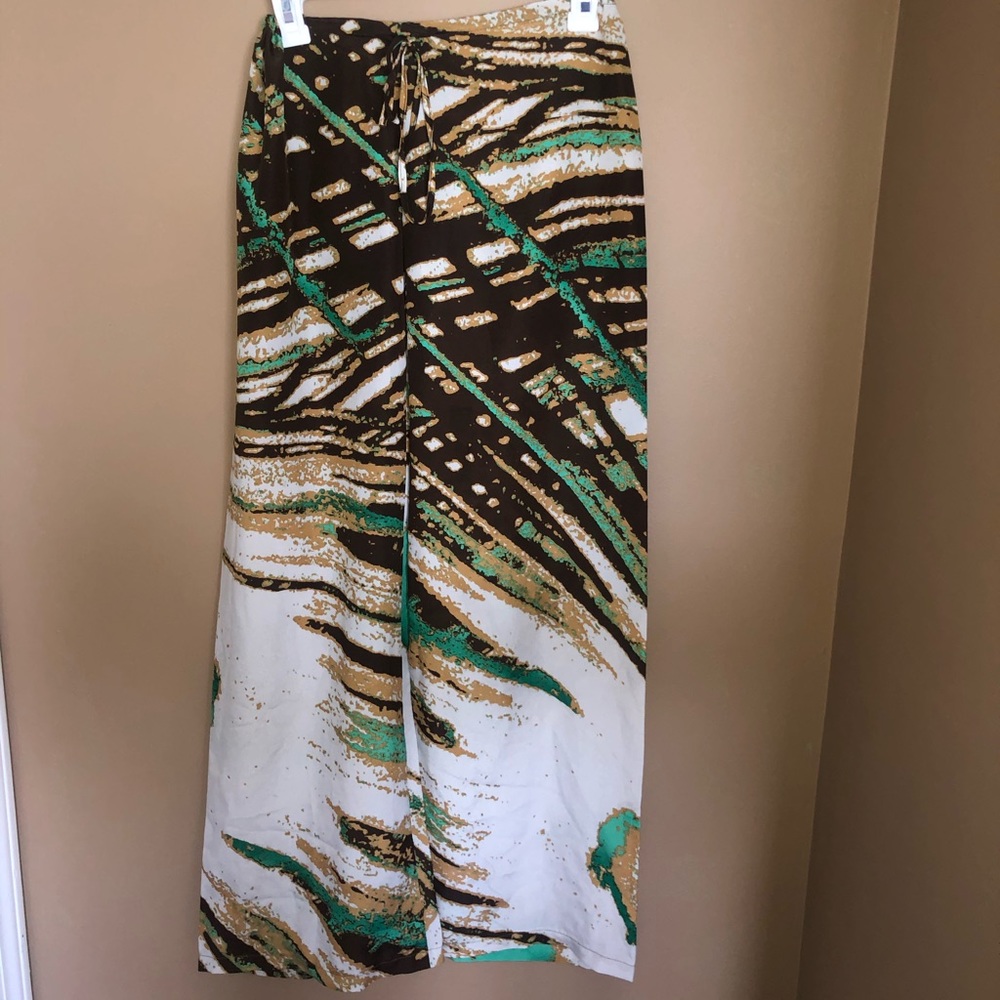 Oversized patterned pants